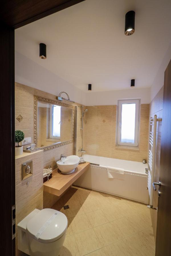 브라쇼브 Lux Green Apartament 2 아파트 외부 사진